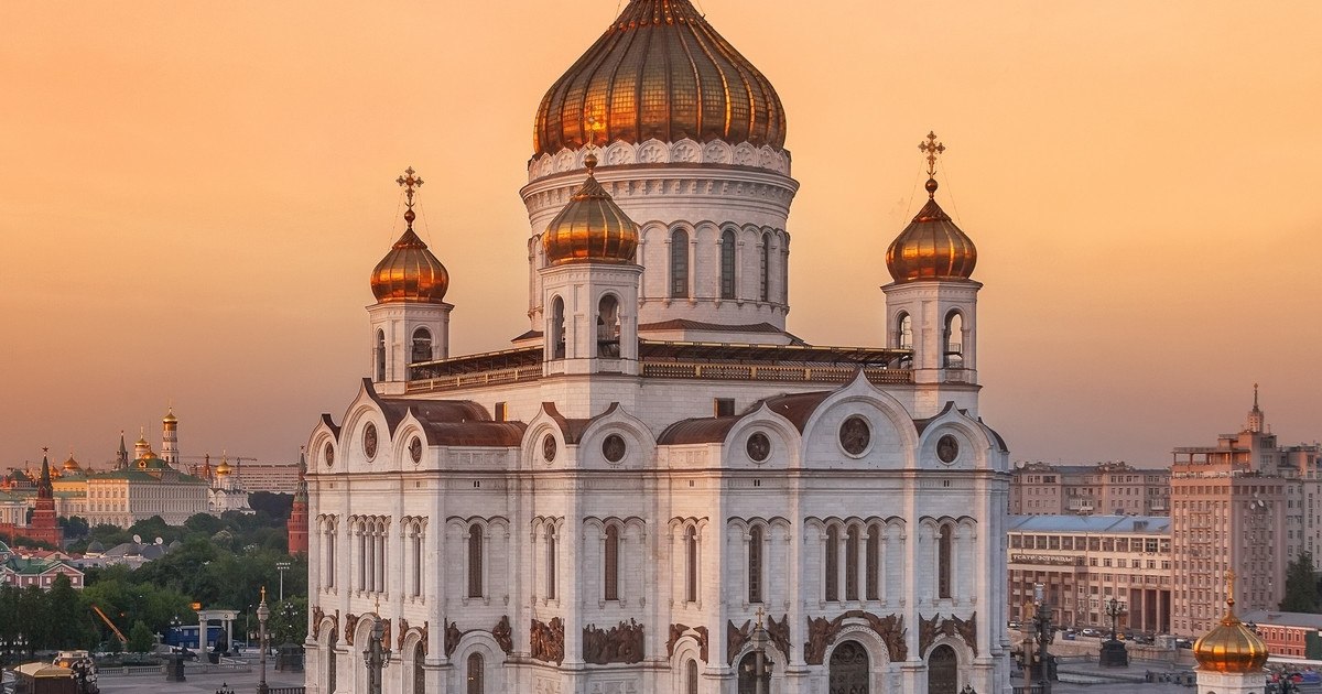Автор христа спасителя в москве. Храм Христа Спасителя. Храм Христа Спасителя тон. Храм хрестоматия Спасителя Москва. Храм Христа Спасителя панорама