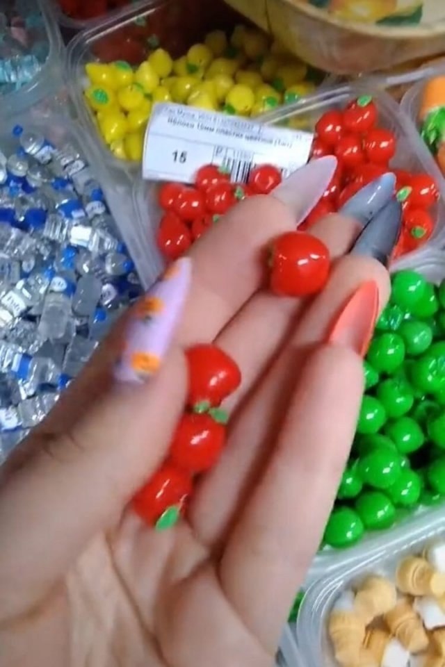  !)   ,    !)