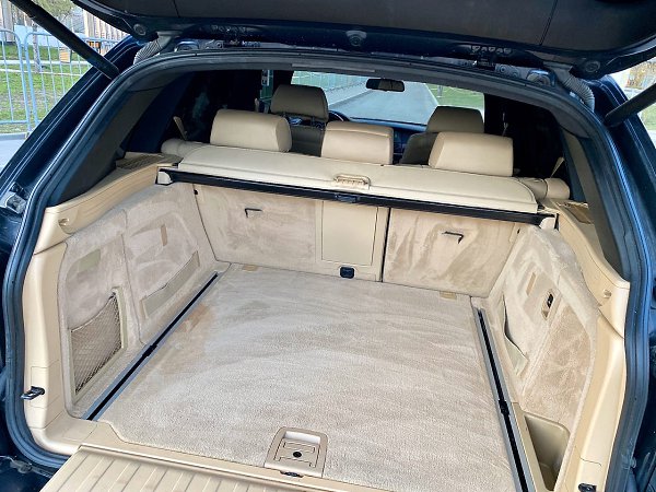 BMW X5 3 литра 2007 год, пробег 190тыс, машина без дтп и окрасов, автотека чистая, кому нужно пишите ... - 9