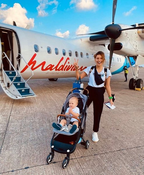 Мальдивы это мечта! Регина красивая и жизнерадостная! И сынок Майкл очаровашка