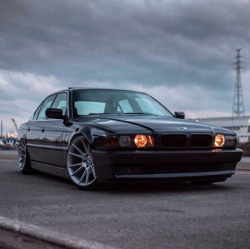 BMW 7 Sris E38