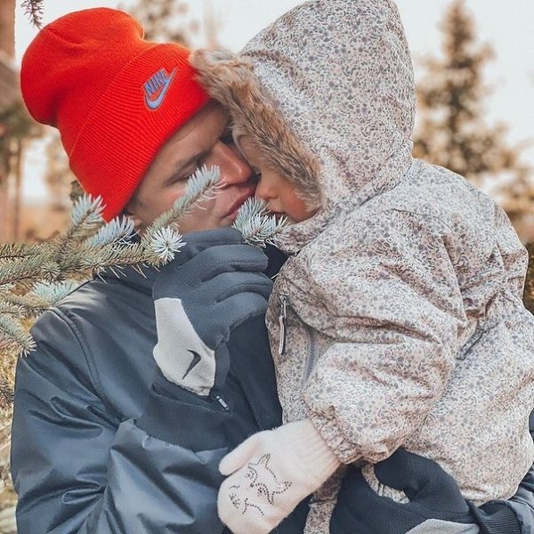 Семья Tаpасовыx делится с Вами новогодним настроением - 5