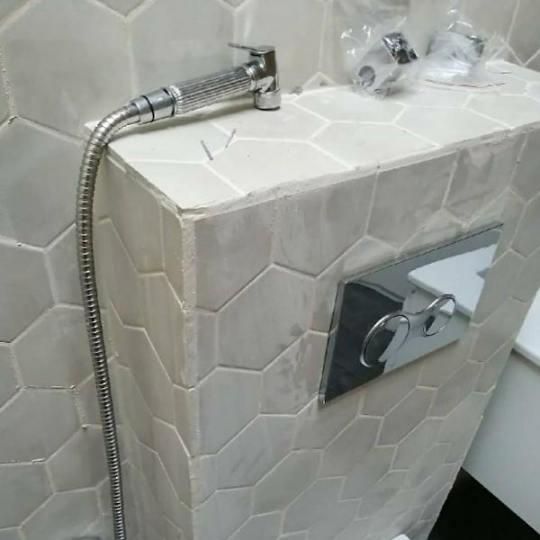 Пришла принимать работу плиточников Что делать в такой ситуации?? Даже не знаю(( Как с ними ...