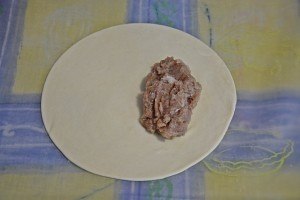 Чебуреки. Да, девочки, сегодня у нас чебуреки.... Нет, не так! Сегодня у нас ооооочень вкусные ... - 7