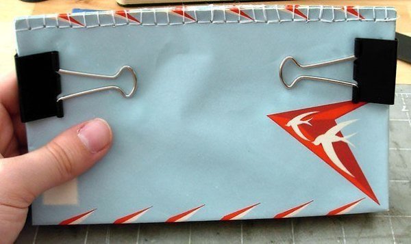 Делаем альбом с кoнвepтaми для хранения нужных мелочей, которые дороги как память - 6