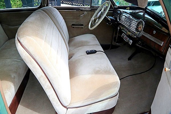 #bomb@autocult #lowrider@autocult #Fleetline@autocult 1948 - 7