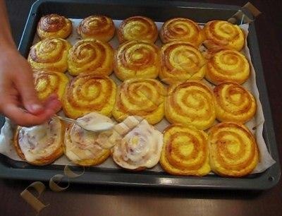 Творожные завитушки в сметанной заливке.Сказать что это вкусно — это ничего не сказать — это просто ... - 6