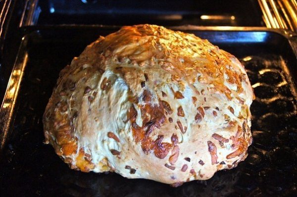 Любимые рецепты! Хлеб с луком и сыром Автор: Галюша Щетникова Ингредиенты: Мука пшеничная – 3 ст. ... - 3