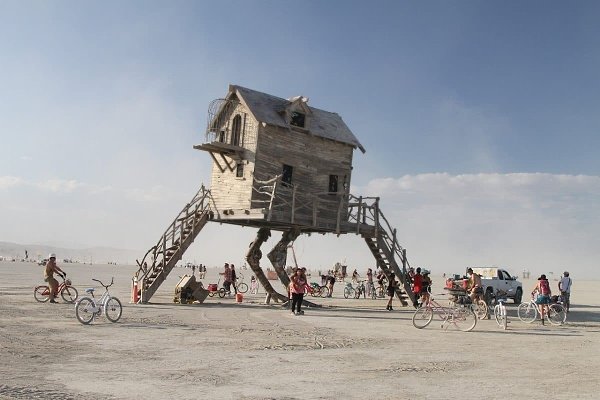 Burning Man.o oe  eo oce? - 3