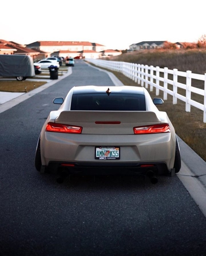 Chevrolet Camaro zl1 - 2