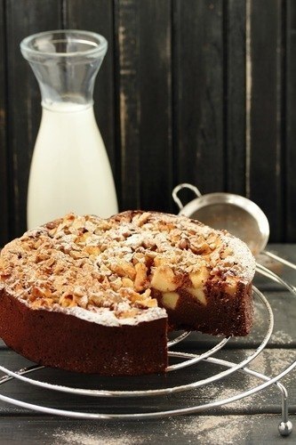 Шоколадно-яблочный пирог с орехами и без муки! Уже не раз писала как люблю все шоколадное, схожу ... - 2