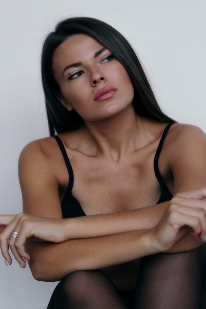Photo https://fotostrana.ru/away?to=/sl/ODY - 3