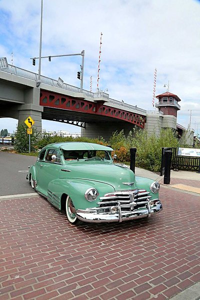 #bomb@autocult #lowrider@autocult #Fleetline@autocult 1948 - 5