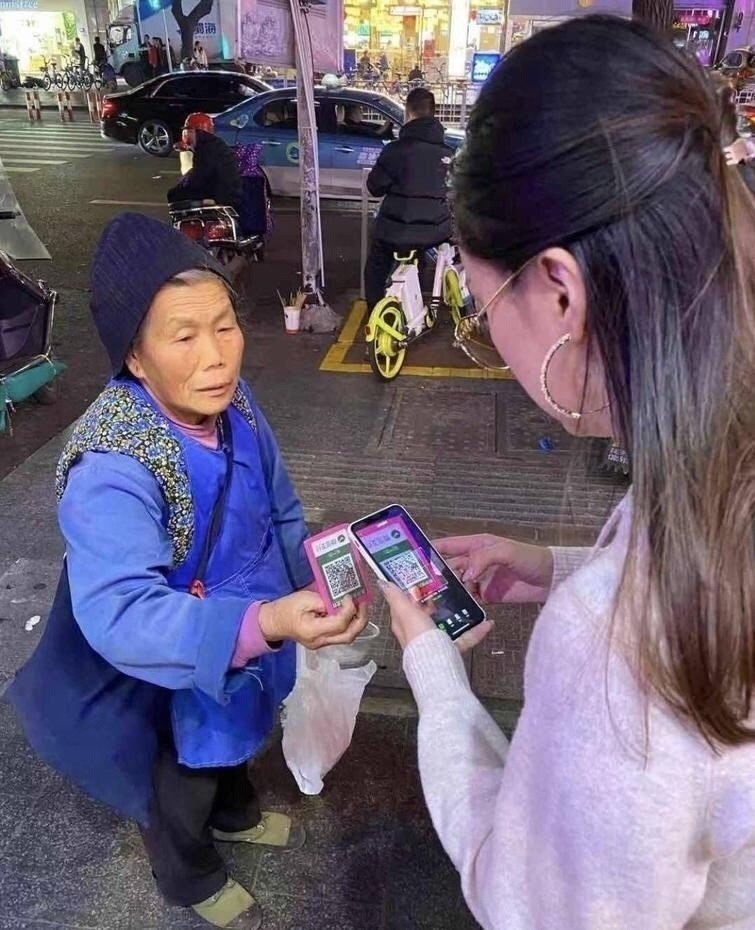               QR-. ...