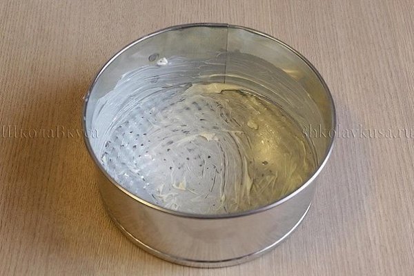 Творожная запеканка.Ингредиенты:Творог - 200 грЯйцо куриное - 2 штМука - 2 столовые ложкиСахар - 4 ... - 8