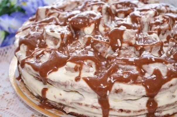 Вкуснейший шоколадно-банановый торт.Ингредиентына тесто:Яйца куриные — 3 шт.Сахар — 1 стаканМука — ...