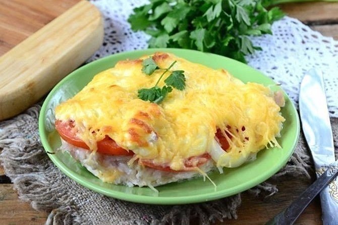 Кулинарное искусство. Куриная грудка в шубке под сыром. Ингредиенты: - Куриная грудка — 1 шт. - ...