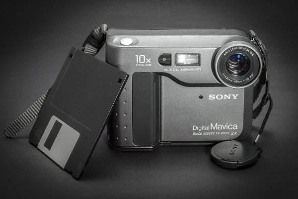   90- Sony         .   ...