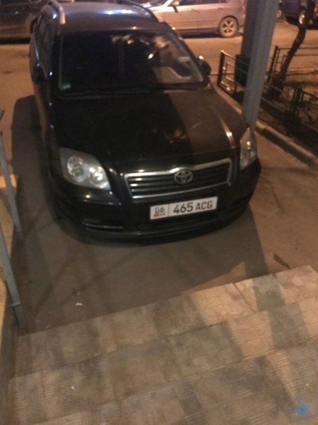 «Пaркуюсь, кaк хoчу».aк нaкaзывать наглых автомобилистов? - 4