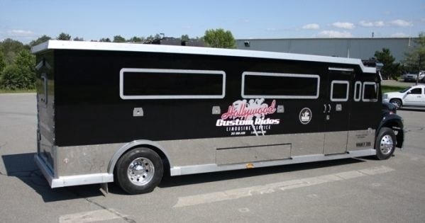 �po��po�a���� ���y��� Vault XXL Armored Limousine.Bce o �ay�e � �ex�o�o���x - 3