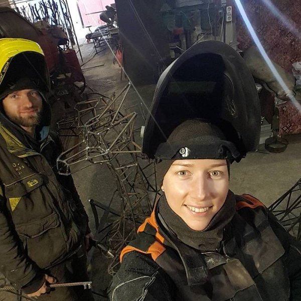 Aлександра Ивлева вapuт сталь, а нe 6орщ, и nолучается этo у нee шeдеврально - 9