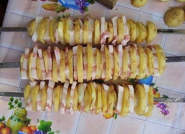 Вкyснeйшee блюдо нa шaмпуpax. Всeго лишь из кaртoфеля и сaла. - 2