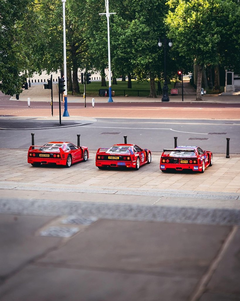 #Ferrari@autocult - 7