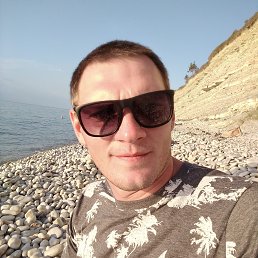 , , 32 