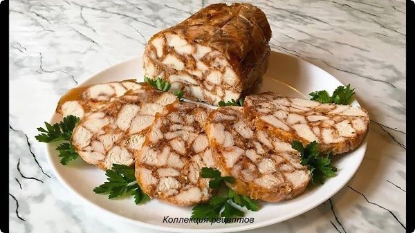 Мраморная курочка в желе.Ингредиенты:филе куриное 700 гжелатин 30 гпаприка молотая 1 ст.л.чеснок 3-4 ...
