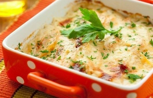 7 рецептов картофельных запеканок! 1. Картофельная запеканка с сосисками и сыром Ингредиенты: ... - 5