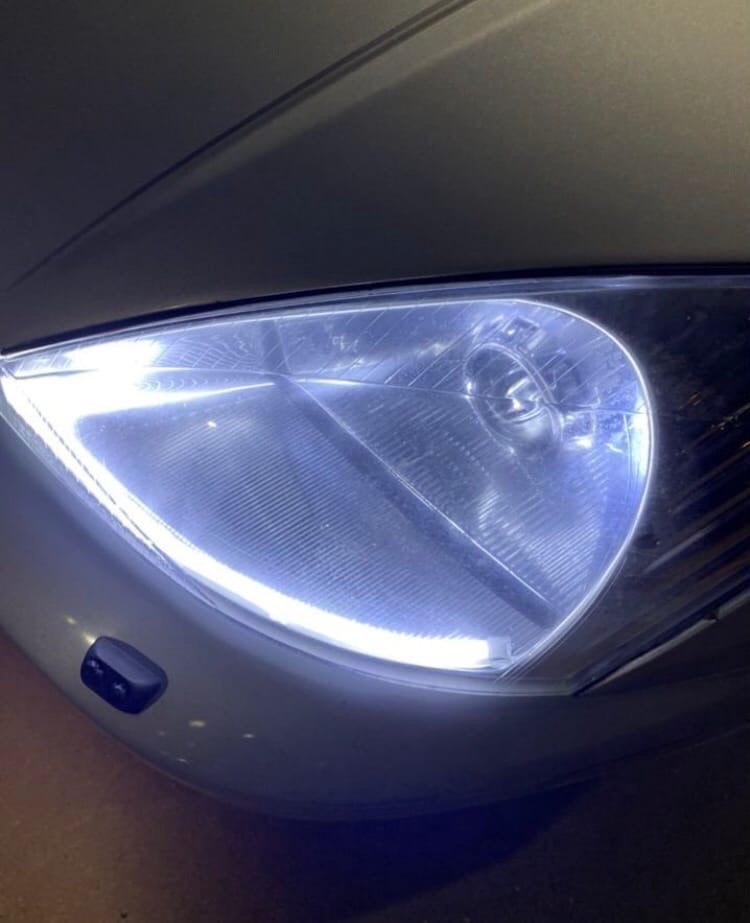 .......... FORD FOCUS 1 .......... - 2001  , - 2.0  , -  ... - 9