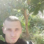 Aleksandr, 41 , 