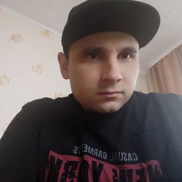 Andrej, 36, 