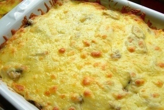 7 рецептов картофельных запеканок! 1. Картофельная запеканка с сосисками и сыром Ингредиенты: ... - 2