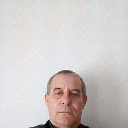 Виктор, 63, Елань