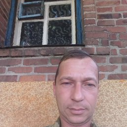Ян, 46, Мариуполь