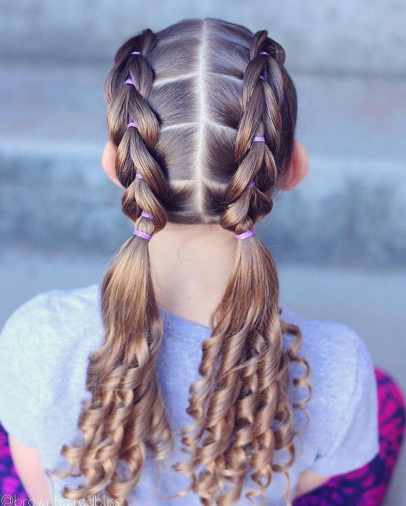 10 легких причесок. Прически для девочек. Прически в школу. Красивая коса на длинные волосы для девочки. Причёски для девочек в школу.