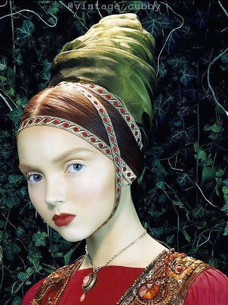 Lily Cole  Vogue Italia, 2005.oo: Miles Aldridge