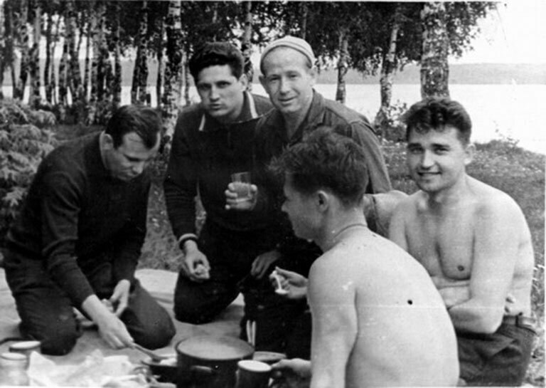  ,  19  1963 .   -    ...