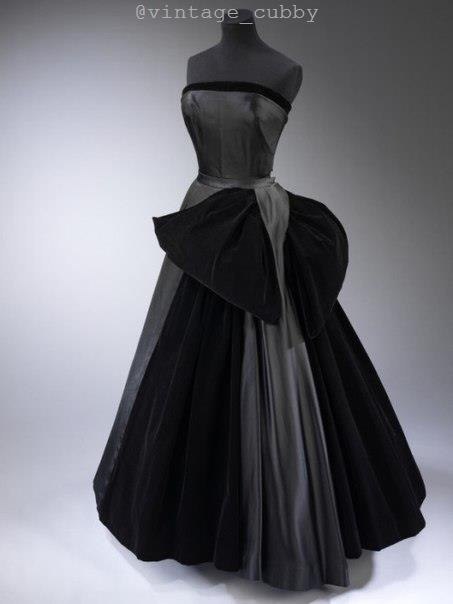 a e pee. Christian Dior, 1940-50-e . - 3