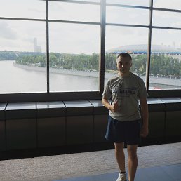 Maks, �������, 42 ����