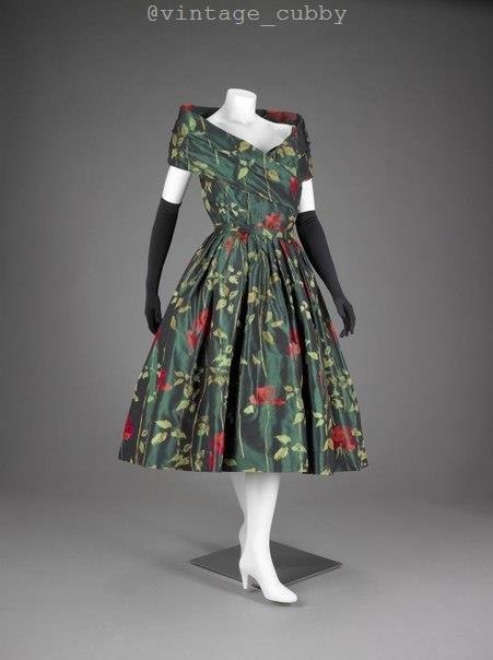 a e pee. Christian Dior, 1940-50-e . - 4