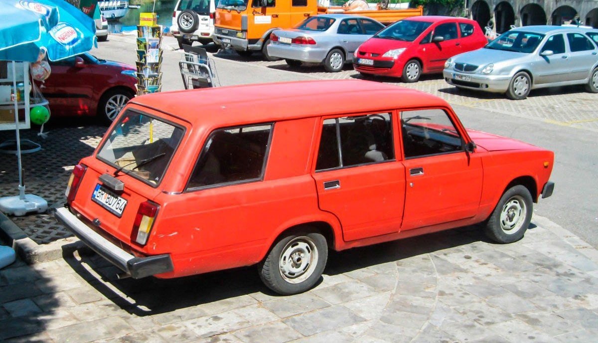 Удлиненный универсал Lada Karavan, 1980-е годы. В 80-е годы ... | Назад в  СССР | Фотострана | Пост №2367726134