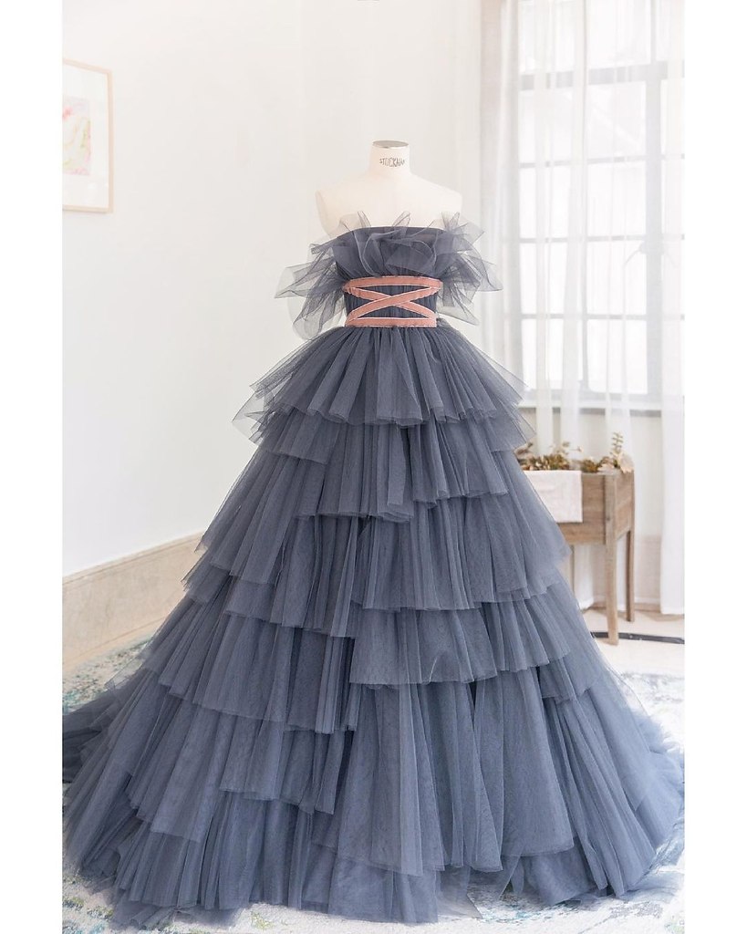 a  Monarca Couture ac