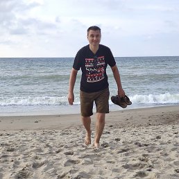 Mauricio, ����, 44 ����