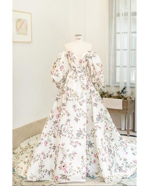 a  Monarca Couture ac - 2