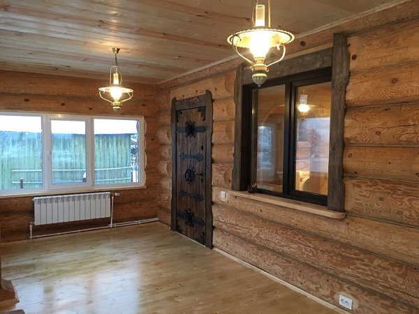 Прекрасный интерьер загородного дома! А пыли сколько будет собираться на стенах.... - 4