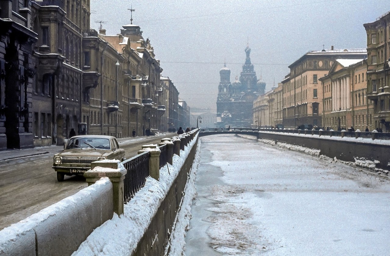  1976   . - 4