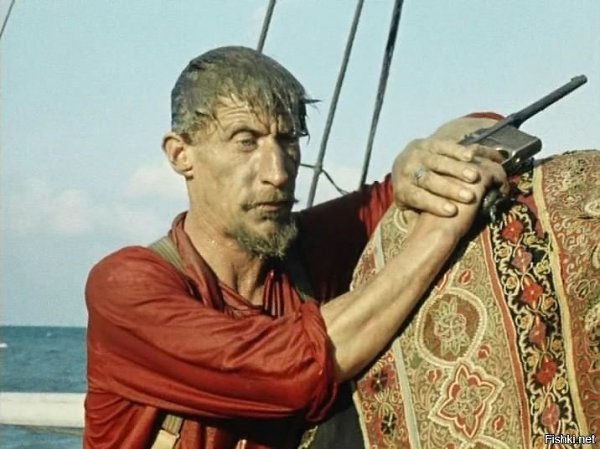 Одна из частей «Белого солнца пустыни» снималась в Махачкале. Съемочная группа была уже сильно ...