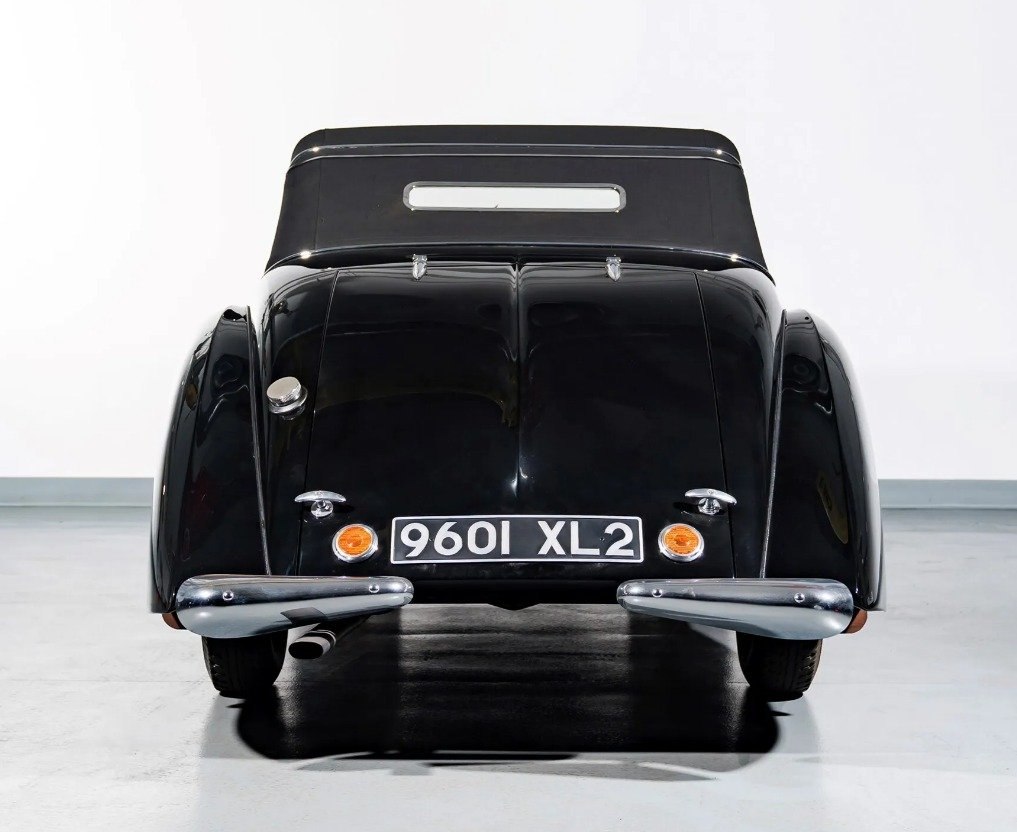 1939 Bugatti Type 57C Aravis Special Cabriolet - 4